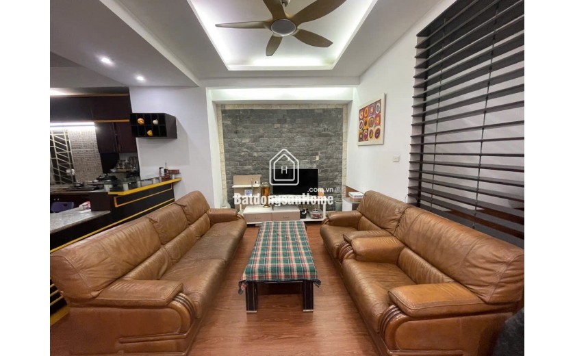 Cho thuê căn hộ chung cư Vũ Phạm Hàm 96m2, 2 ngủ, 15 Triệu - Full đồ